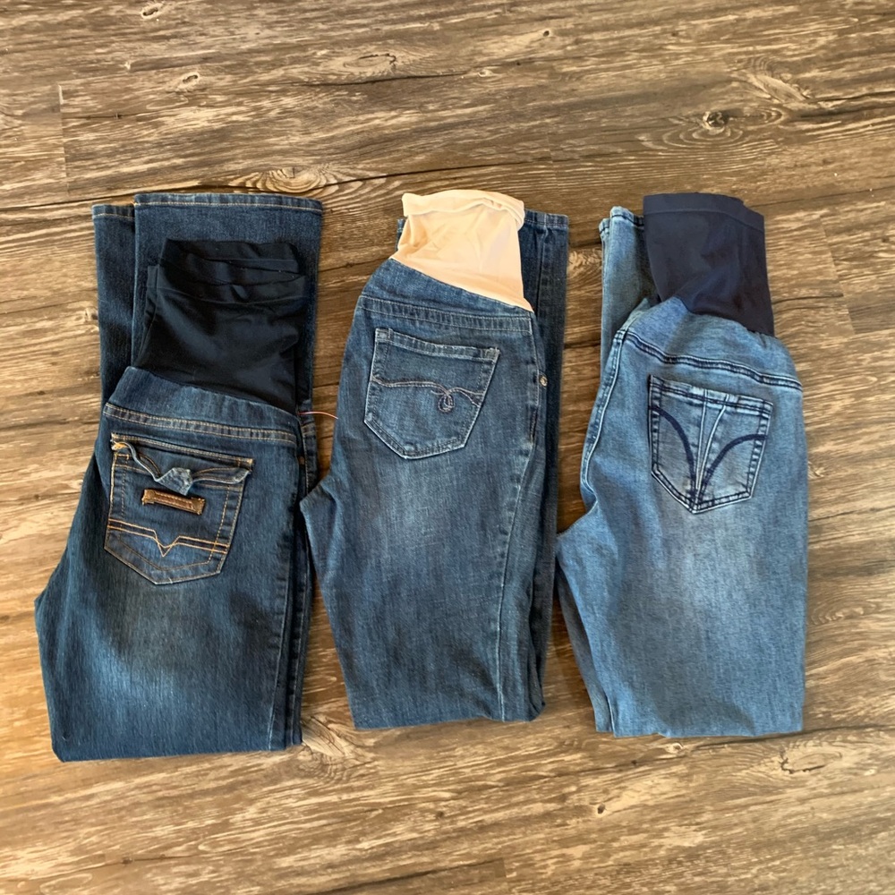 Maternity jeans stretch